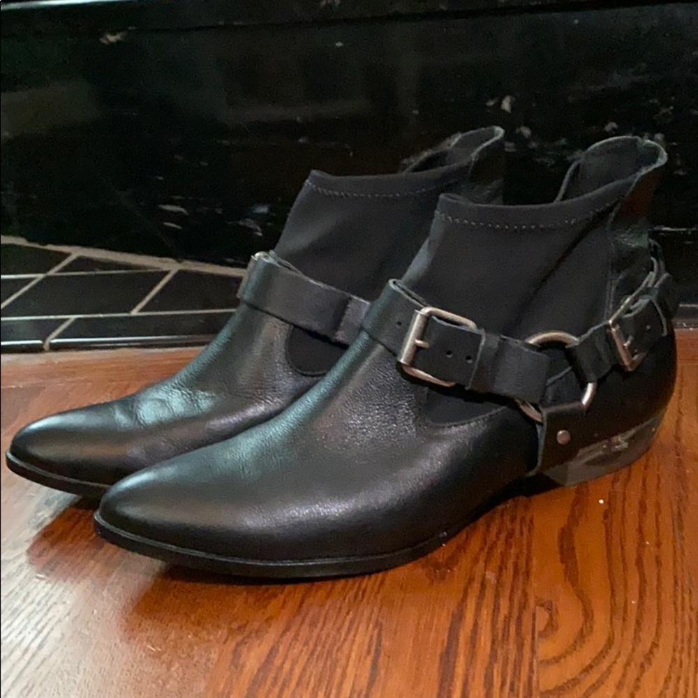 Matisse Black Buckle Short Booties